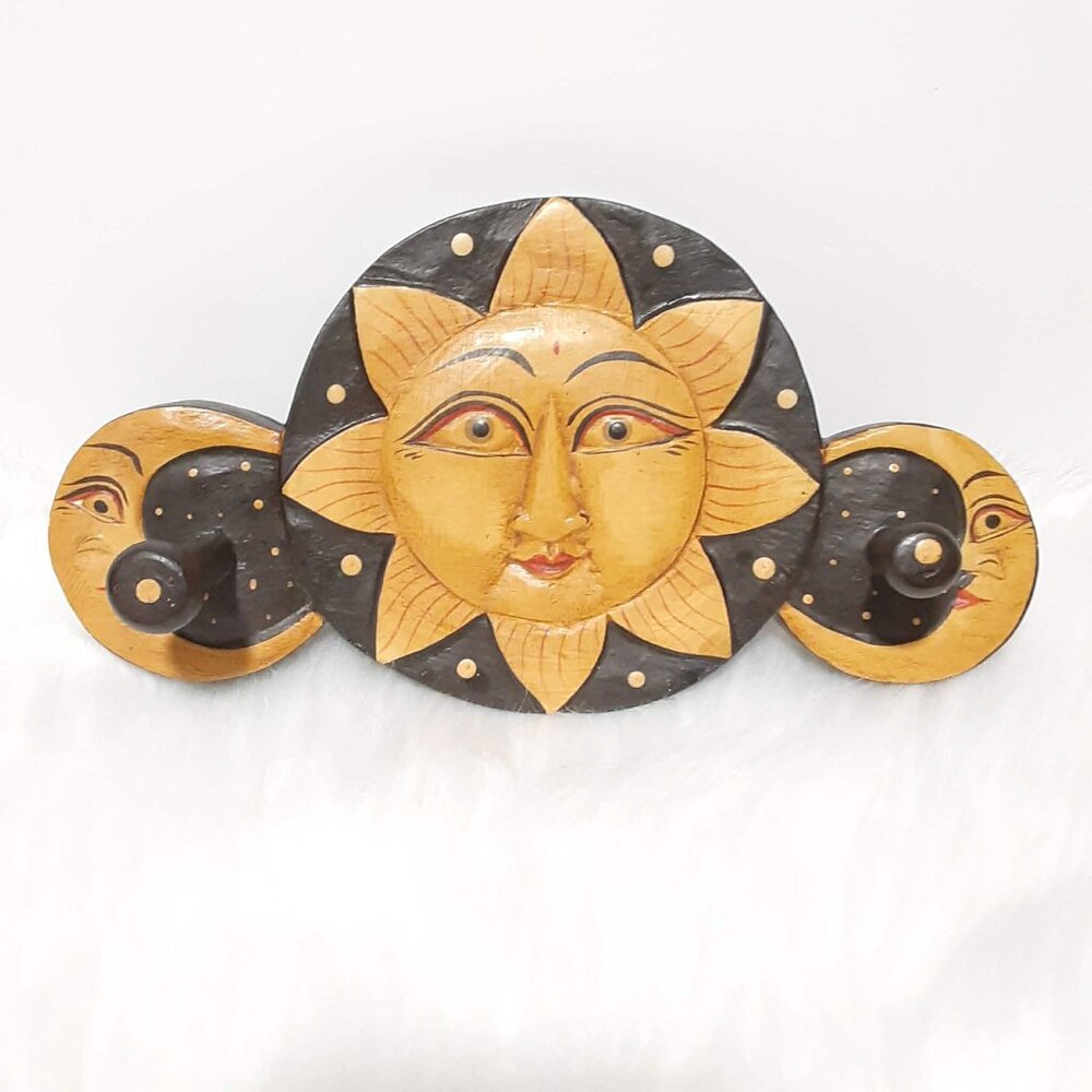 💫 Vintage 90s Celestial 🌞 Sun 🌜 Moon ⭐️ Stars Wooden Hanger Wall Hook 2 pegs